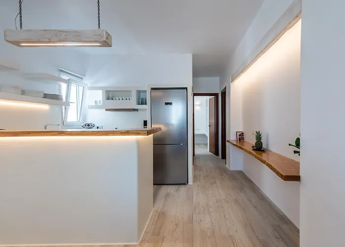 Akis Luxury House 아파트 아다마스